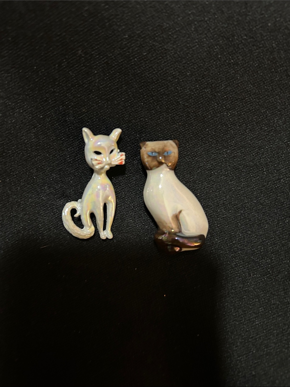 Iridescent White Cat Enamel Pin Set - Decorative Cat Pins